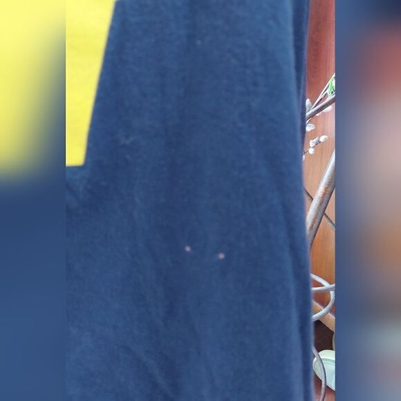 Sexy Slang Graphic T-shirt "Stud Muffin" Size S/M/L - Picture 4 of 8